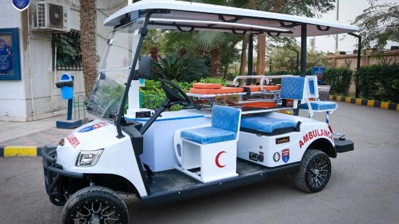 تجهيزات طبية متطورة.. نادي الزهور يطلق أول سيارة جولف كار لإسعاف الأعضاء المصابين